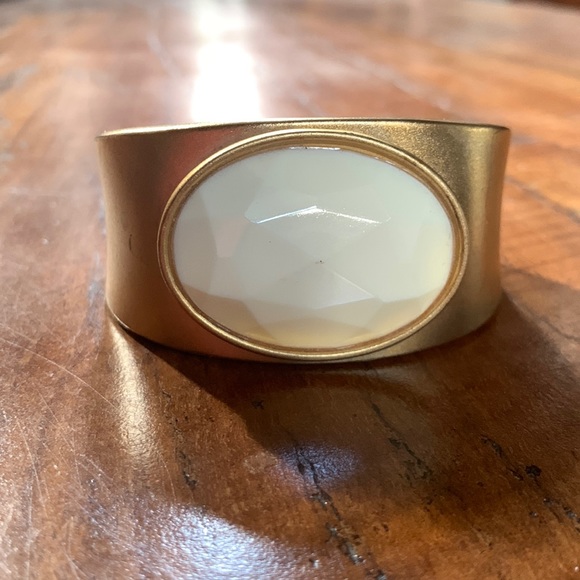 Bracelet - Picture 2 of 6